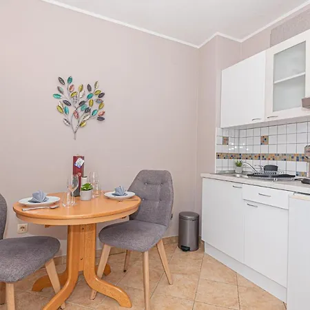 1 Bedroom Amazing In *